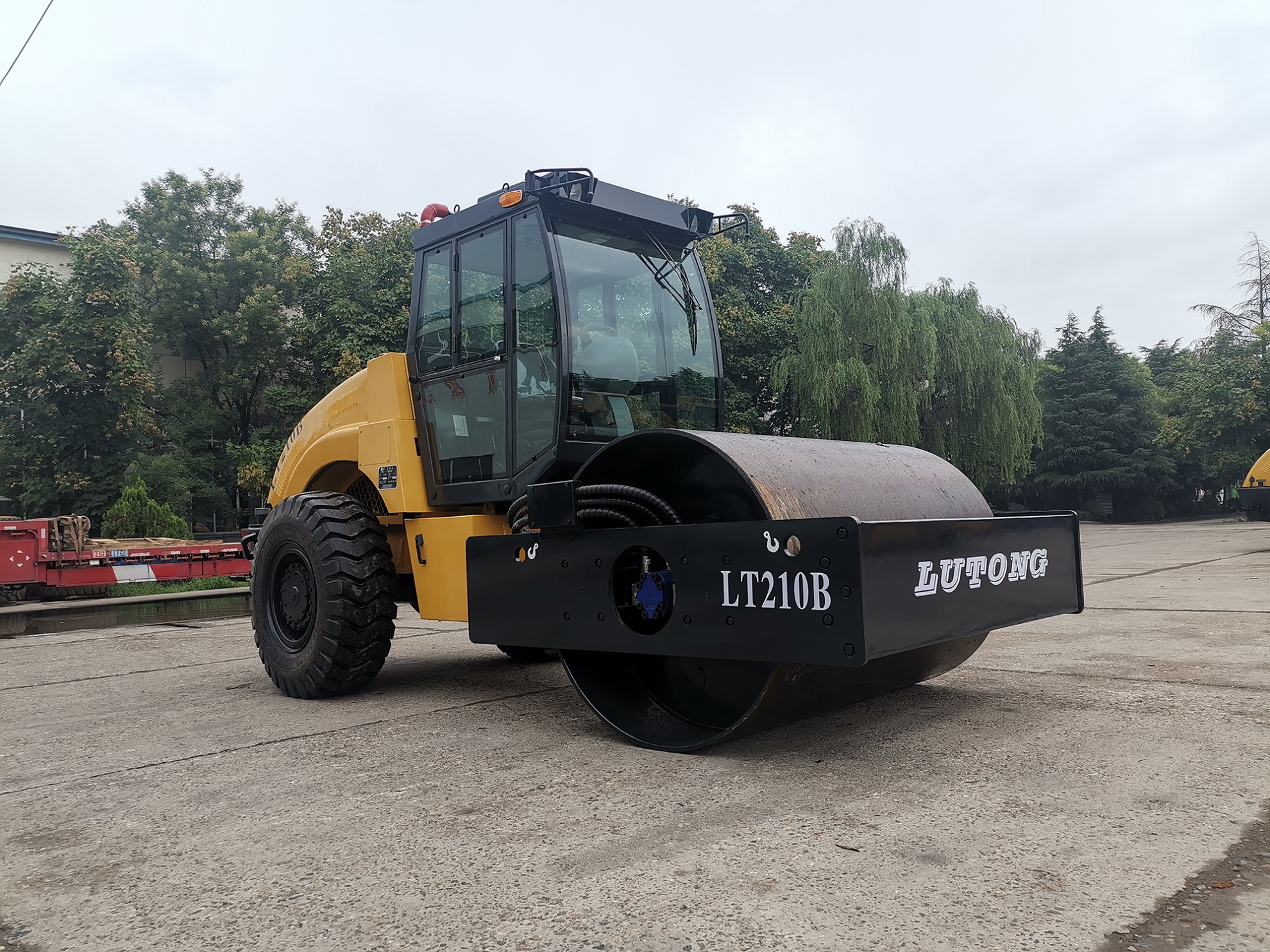 Mechanical drive single drum vibratory road roller (2WD, 10T/12T/14T/16T)