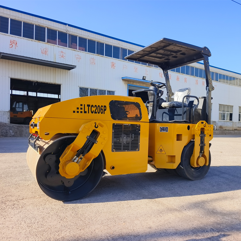 Luoyang Lutong Launches LTC206P: 6-Ton Combined Roller for Dual-Function Paving 