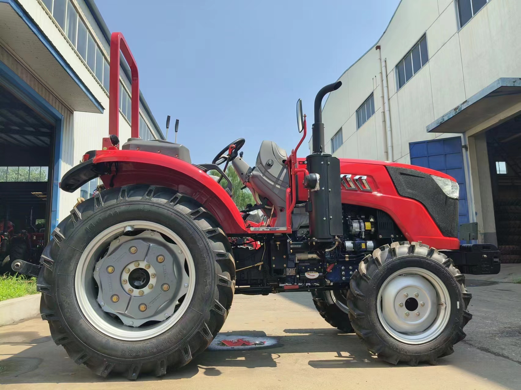 LuTong LTB704 Tractor Launched with Quanchai China Stage III Engine for Efficien