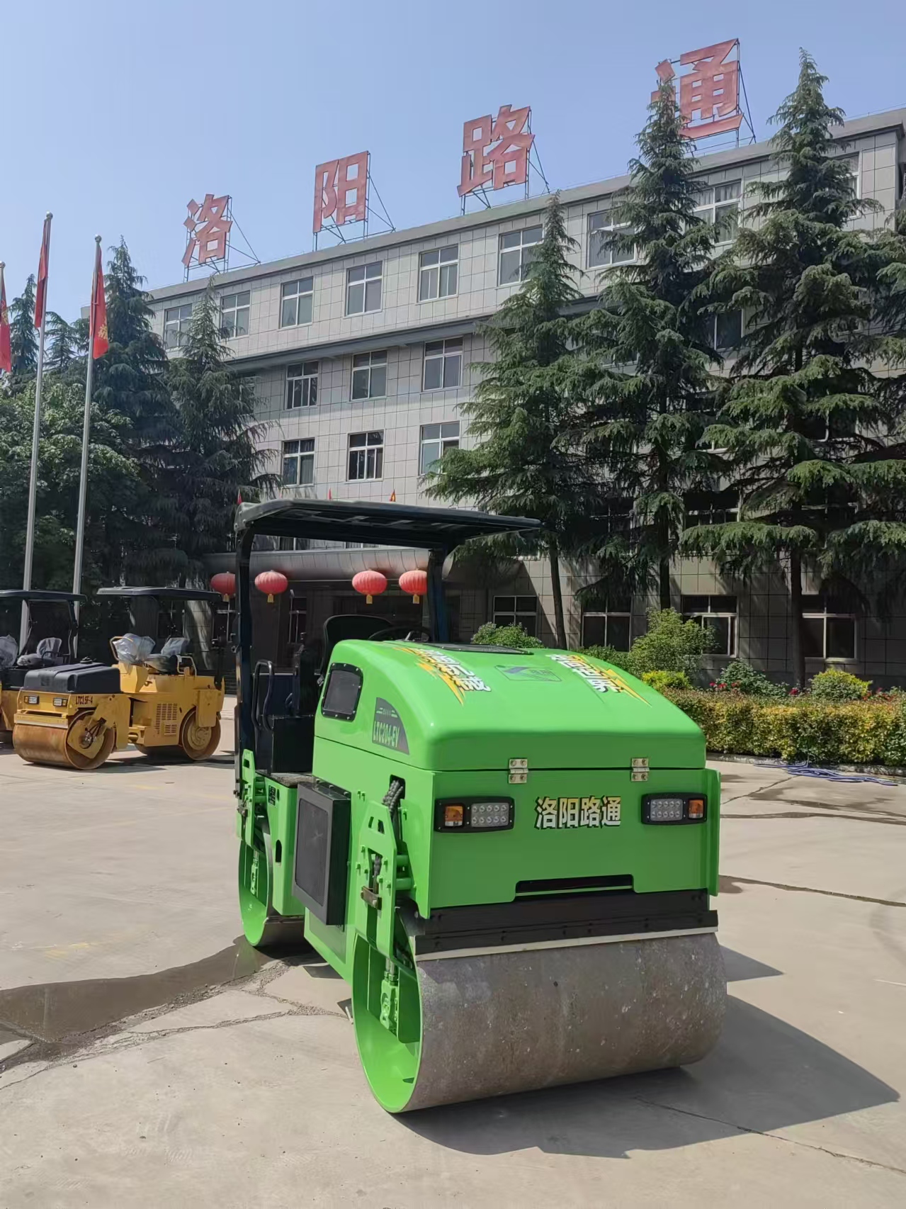Lutong LTC204‑EV: 4‑Ton Electric Roadroller Spearheads Green & Smart Compact