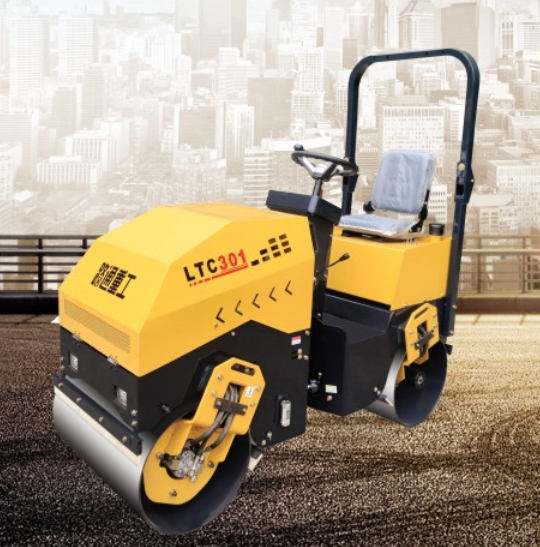 Lutong LTC301: Compact Dual-Drum Vibratory Roller Redefines Small-Scale Compacti