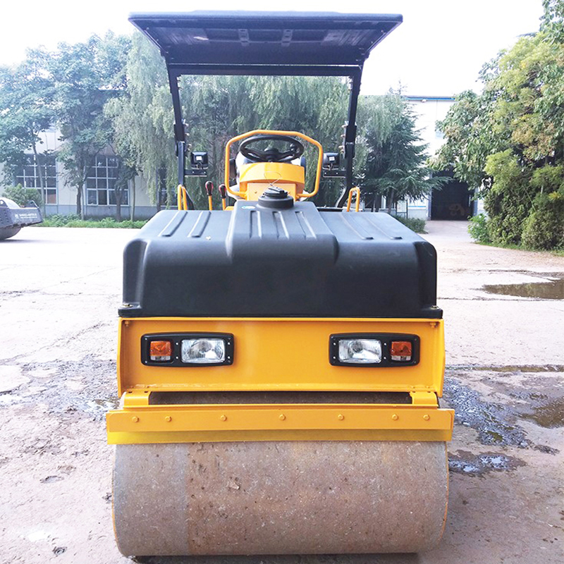 LUTONG LTC3.5F Double‑Drum Vibratory Roller: A Compact‑Power