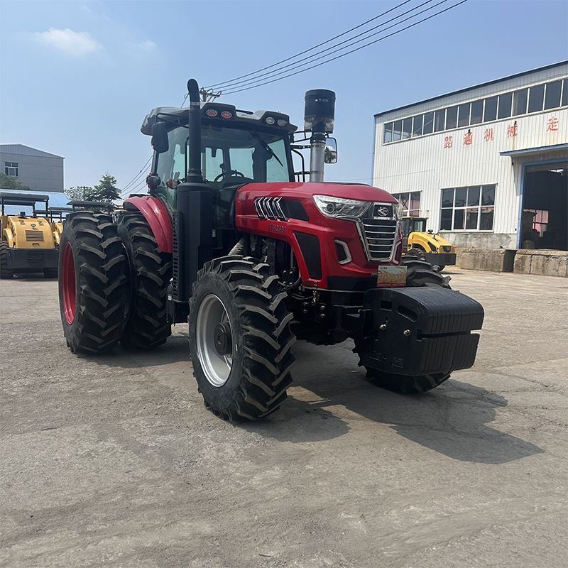 Luoyang Lutong LTS2604 260HP 4WD Tractor: Power & Reliab